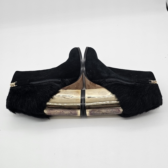 Furla Womens Ankle Bootie Round Toe Zip Side Gold Heels Leather Black Size 35.5 - Picture 10 of 14